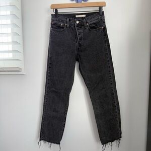 Levi's Black Cropped Jeans